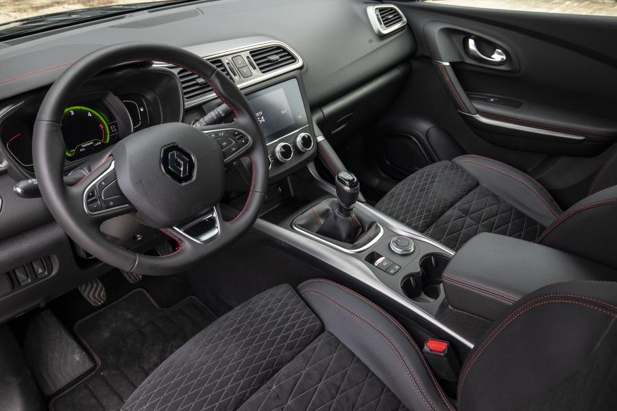 Торпедо Renault Kadjar Black Edition 2018 года  (WW) (фото 41 из 42)